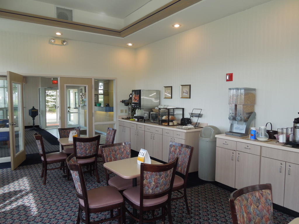 Knights Inn Elyria Esterno foto