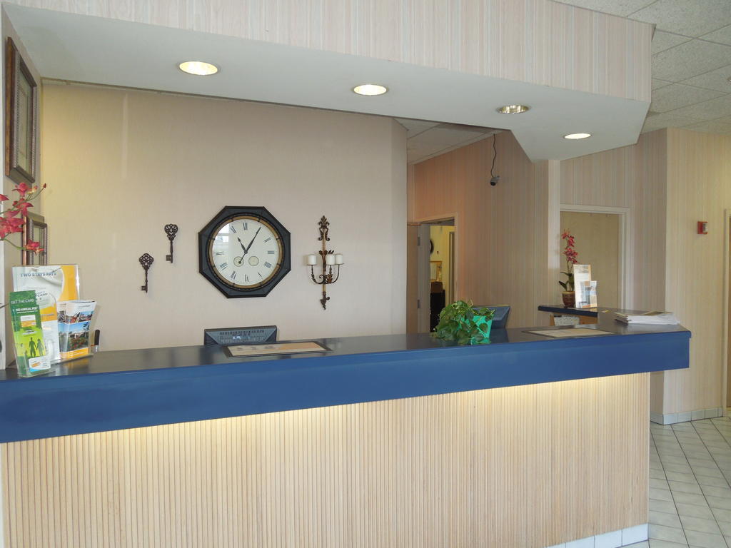 Knights Inn Elyria Esterno foto