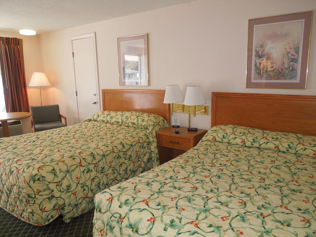 Knights Inn Elyria Camera foto